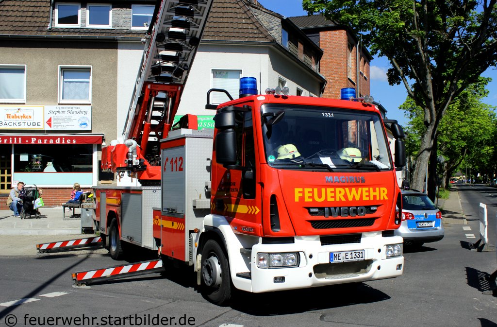DLK 23/12 (1/33/1) der Feuerwehr Erkrath.
Aufgenommen beim Tdot der FF Erkrath am 17.5.2012.