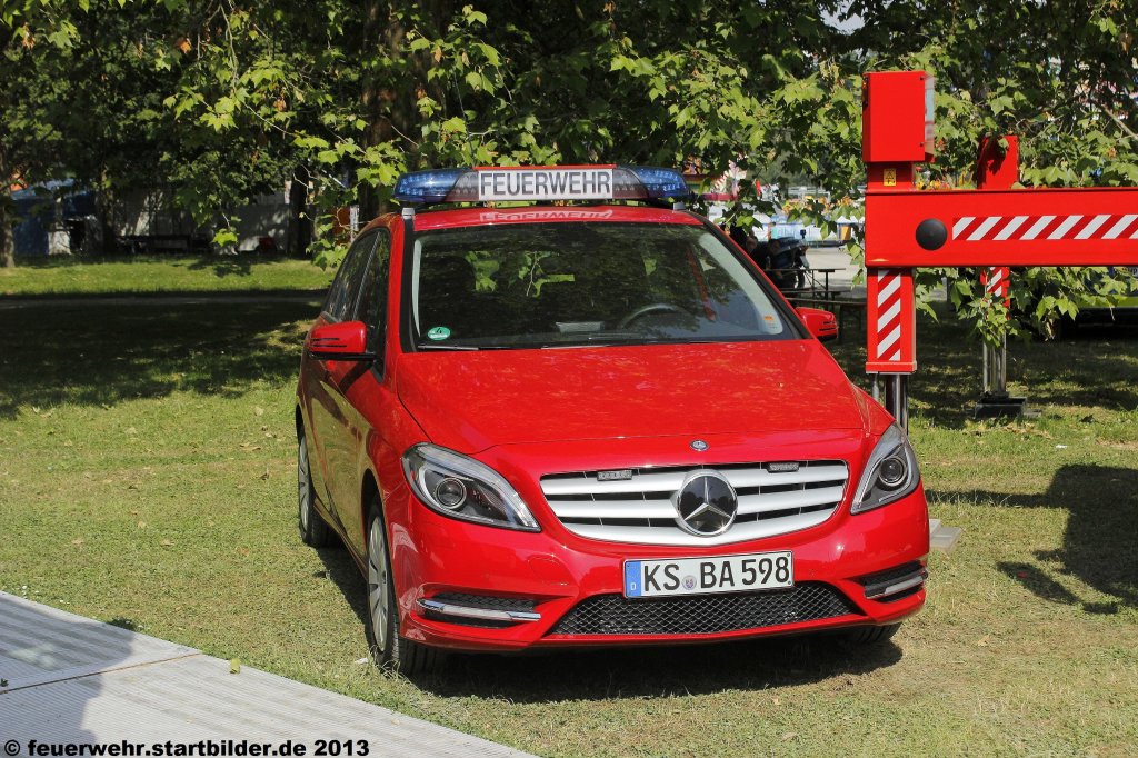 Kodw der Werkfeuerwehr von Mercedes Benz in Kassel.
Aufgenommen beim Hessentag 2013 in Kassel.