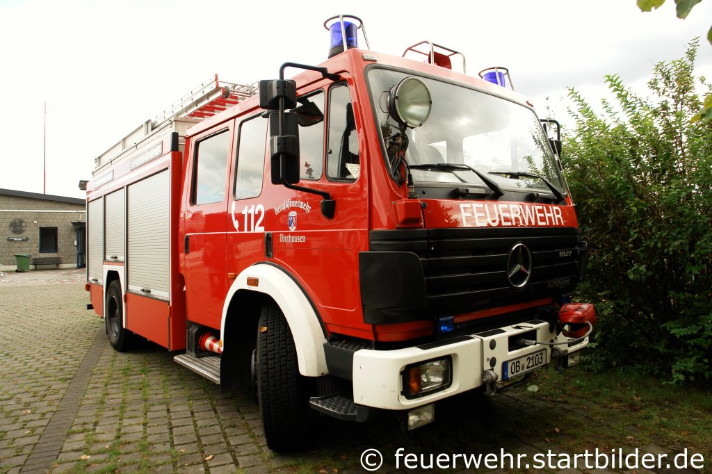 LF 24 (2/46/2).
Das LF wurde von Ziegler Aufgebaut.
Aufgenommen am 18.9.2011 beim Tdo der FF Oberhausen Sterkrade.