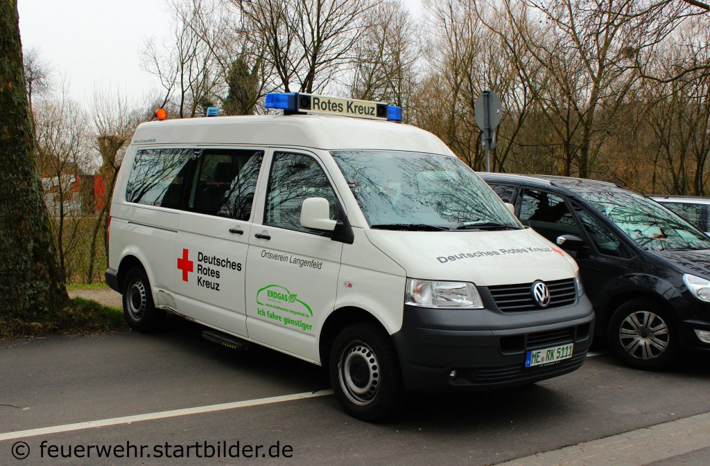 MTE des OV Langenfeld.
Dieses Fahrzeug fhrt mit Erdgas.
Aufgenommen an der Bayarena in Leverkusen am 3.3.2012.