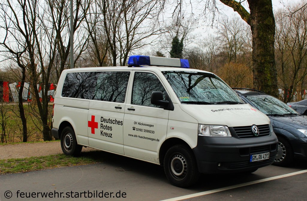 MTW (4/19/1) der DRK OV Hckeswagen.
Aufgenommen an der Bayarena in Leverkusen am 3.3.2012.