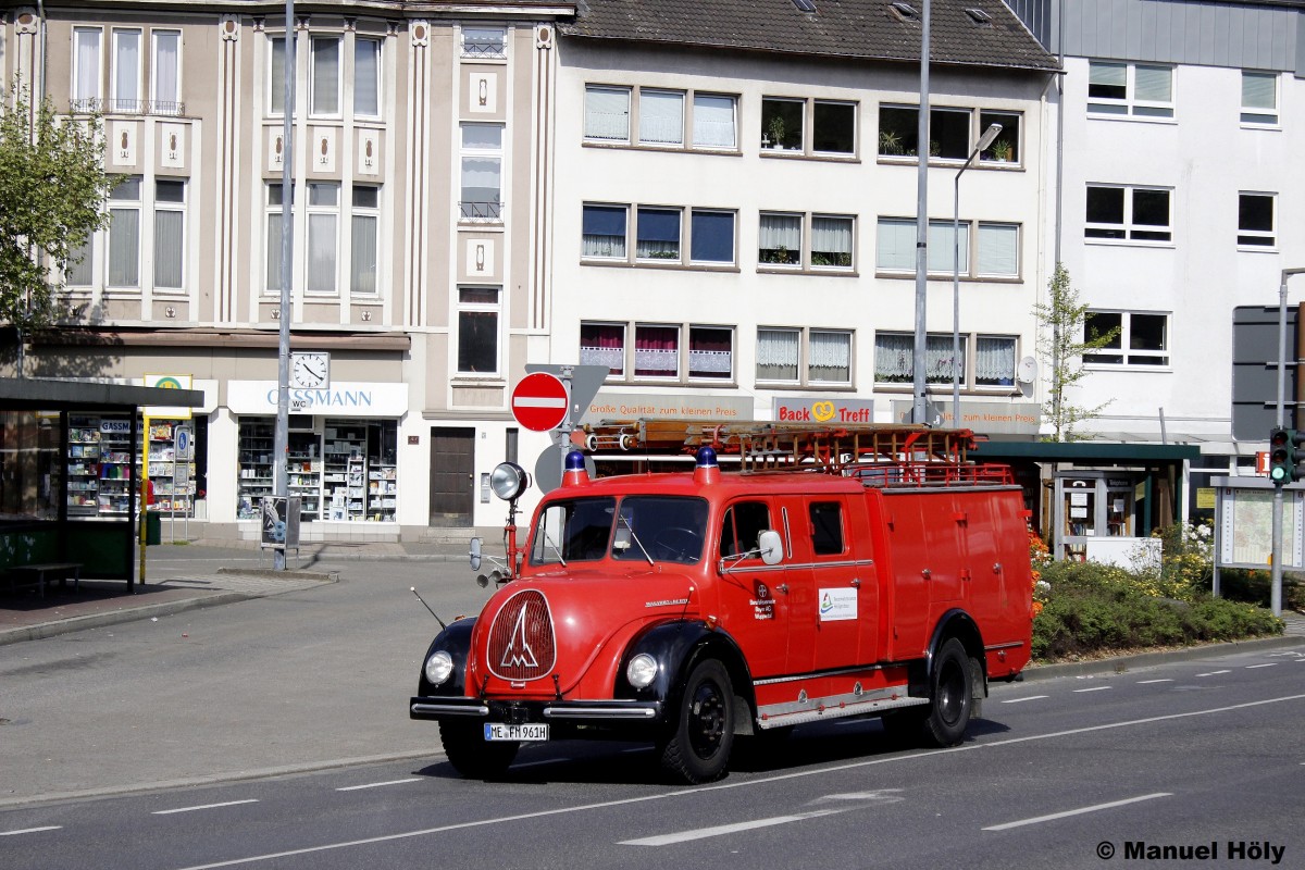 Dieser Magirus-Deutz war mal bei der Berufsfeuerwehr Bayer AG Wuppertal zuhause.
Seine neue Heimat ist das Feuerwehrmuseum Heiligenhaus.