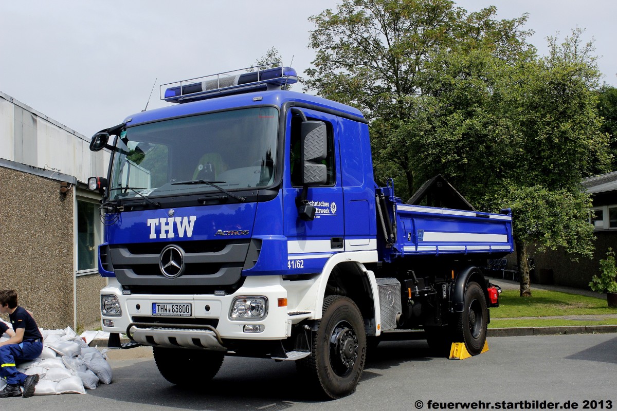 Dieses Fahrzeug (Heros 41/62) ist dem 1 Technischen Zug Fachgruppe Räumen (FGr R) des THW Essen zugeordnet.
