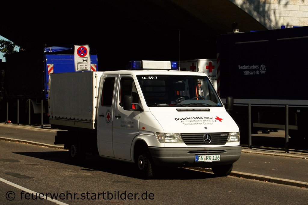 Dieser GW-Technik gehrt zum DRK Bonn.
Aufgenommen beim NRW Tag 2011 in Bonn.