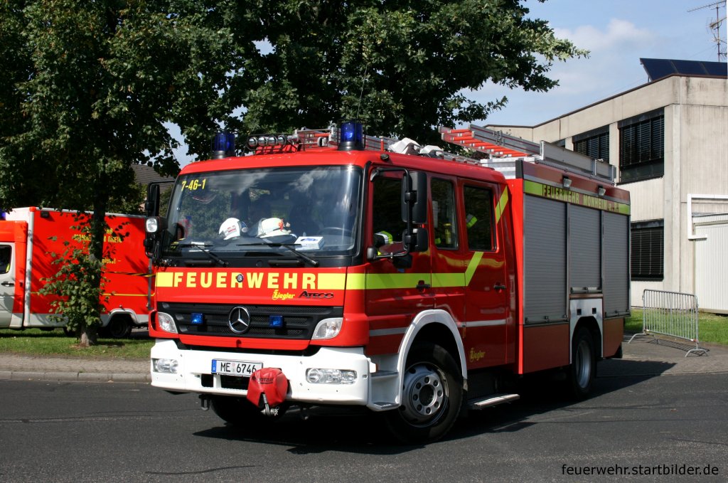 Feuerwehr Monheim
Florian Mettmann 7/46/1
ME 6746
LF 24
MB Atego 
Aufgenommen beim Tag der Offenen Tr der Feuerwehr Monheim am Rhein, 11.9.2010
