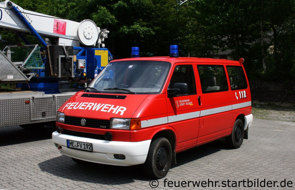 Feuerwehr Velbert
MTF (ME FV 192) (Funk:9/19/2).
Aufgenommen beim Tag der offenen Tr der Feuerwehr Velbert Langenberg, 4.6.2011.