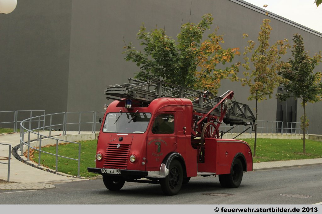 Historische DL der Sapeurs-Pompiers Colmar.
Aufgenommen beim Jubilum 50 Jahre LFV-Rheinland-Pfalz in Mainz,6.10.2012.