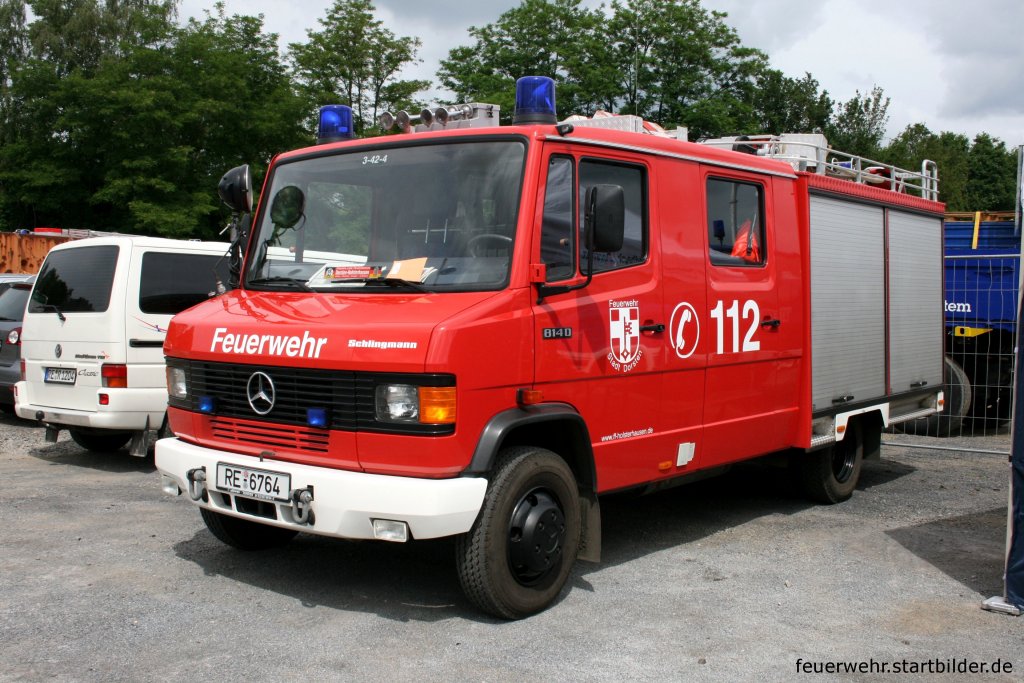 LF 8/6 (3/42/4) der Feuerwehr Dorsten.
Aufgenommen beim Tag der Offenen Tr der Feuerwehr Dorsten, 13.6.2010.
