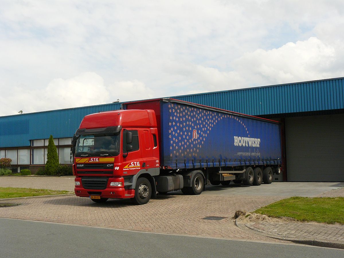 DAF CF 85.410 Zoeterwoude, Niederlande 16-06-2012.
